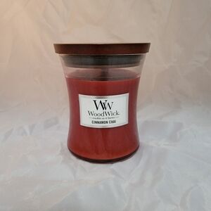 🌎WoodWick Cinnamon Chai Red Candle